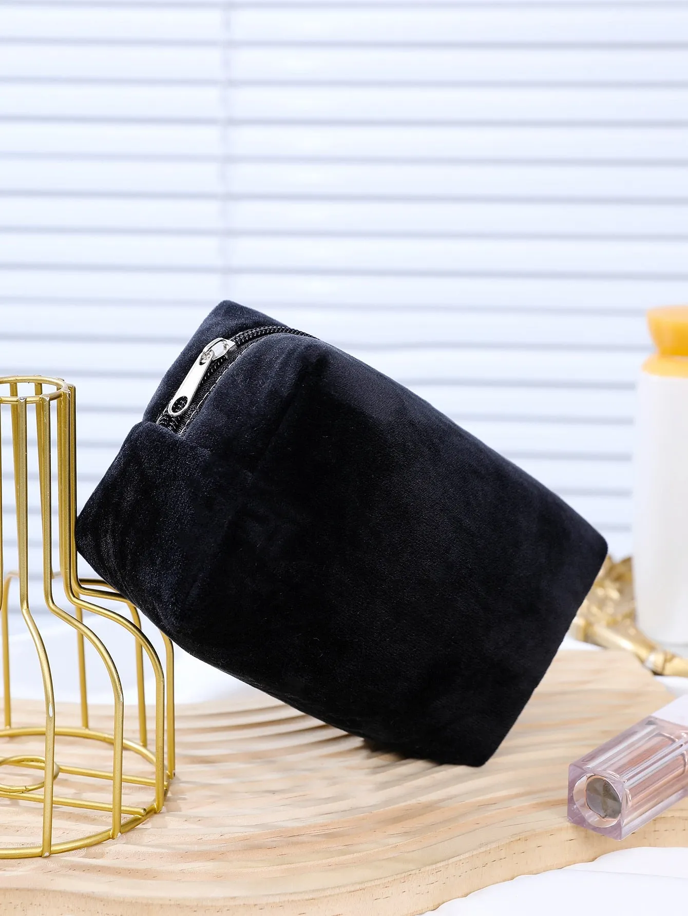 Black Color Plush Makeup Storage Bag  Cosmetic Organizer Toiletries Bag Makeup