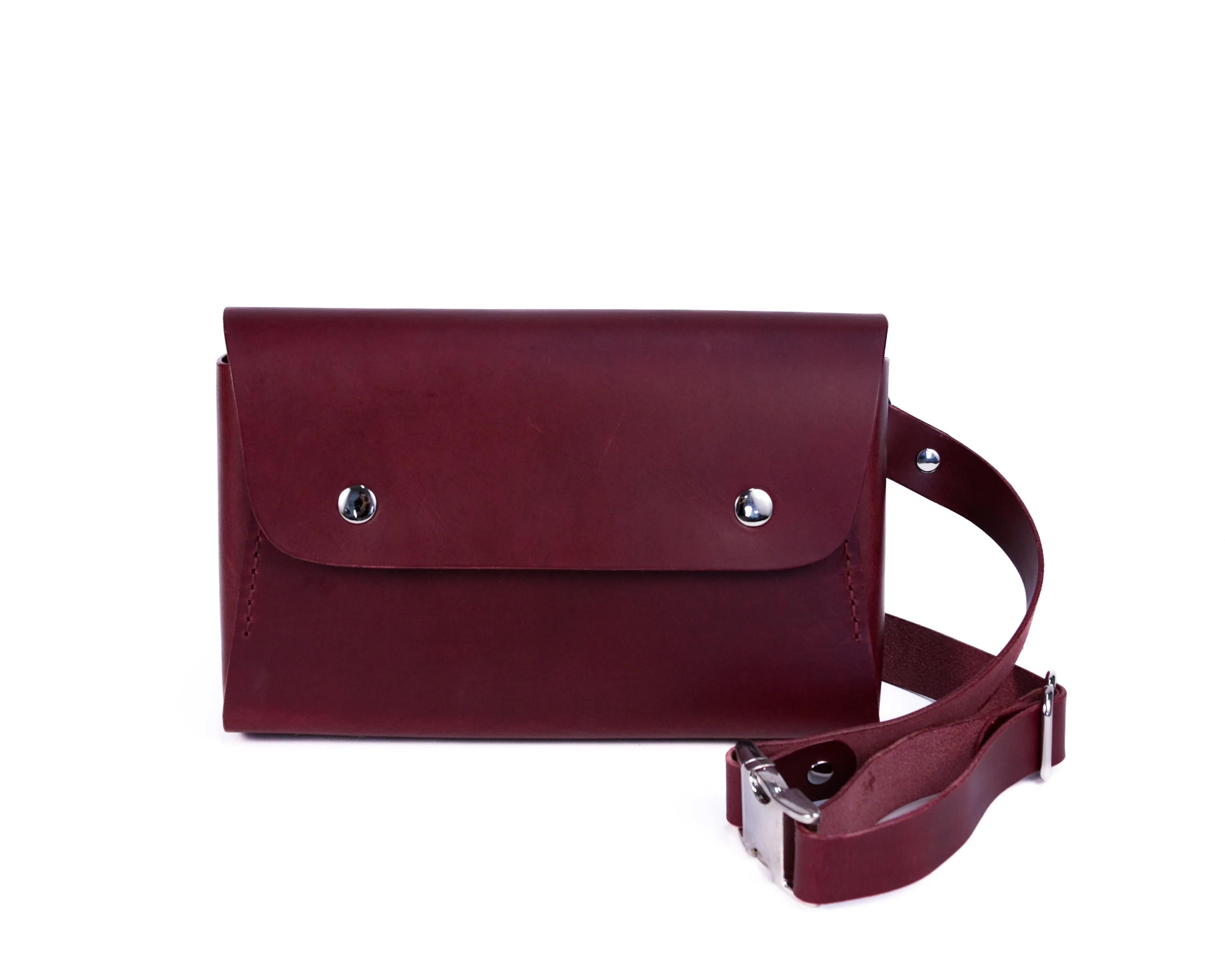 Carlile Sling Bag: Bordeaux