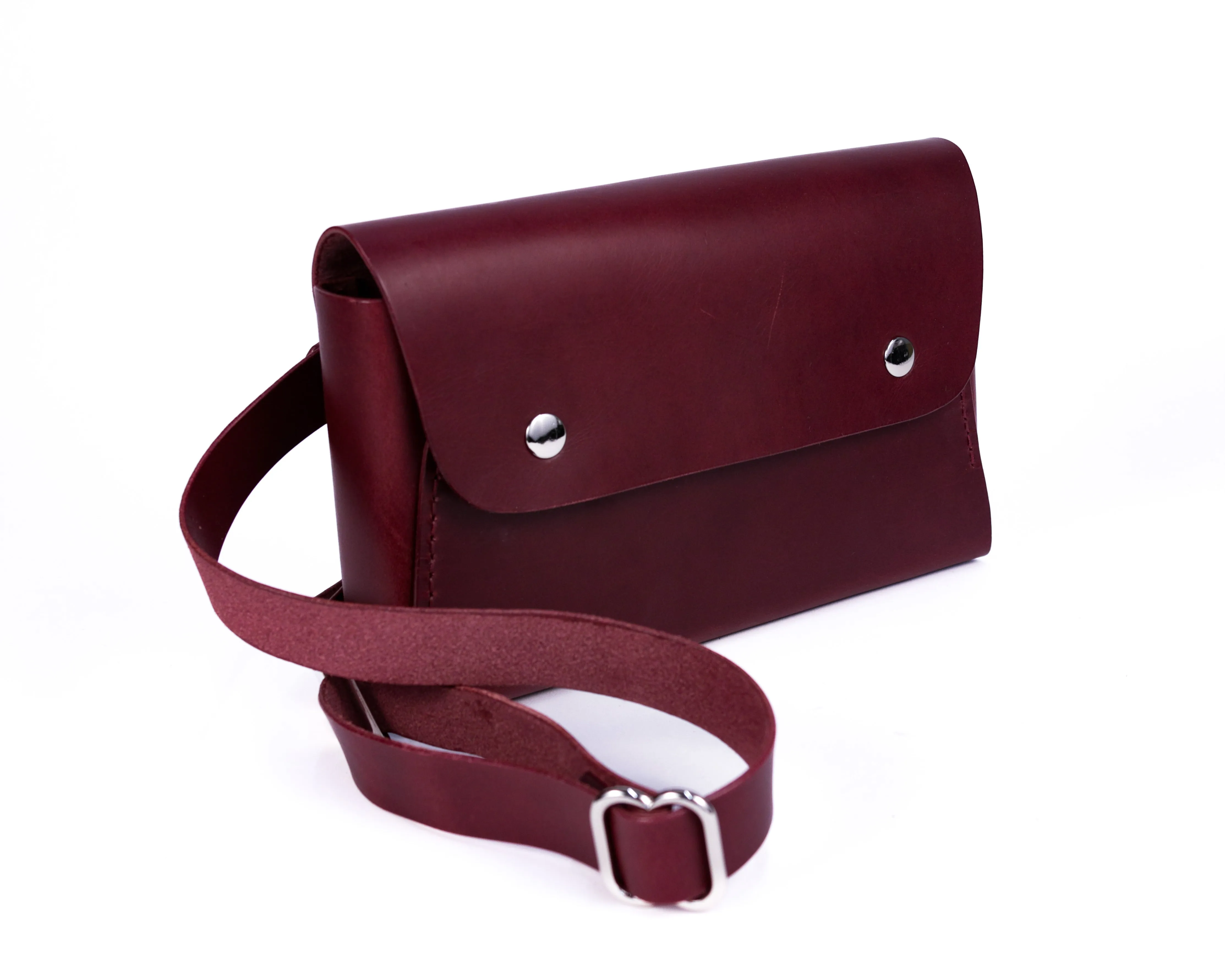 Carlile Sling Bag: Bordeaux